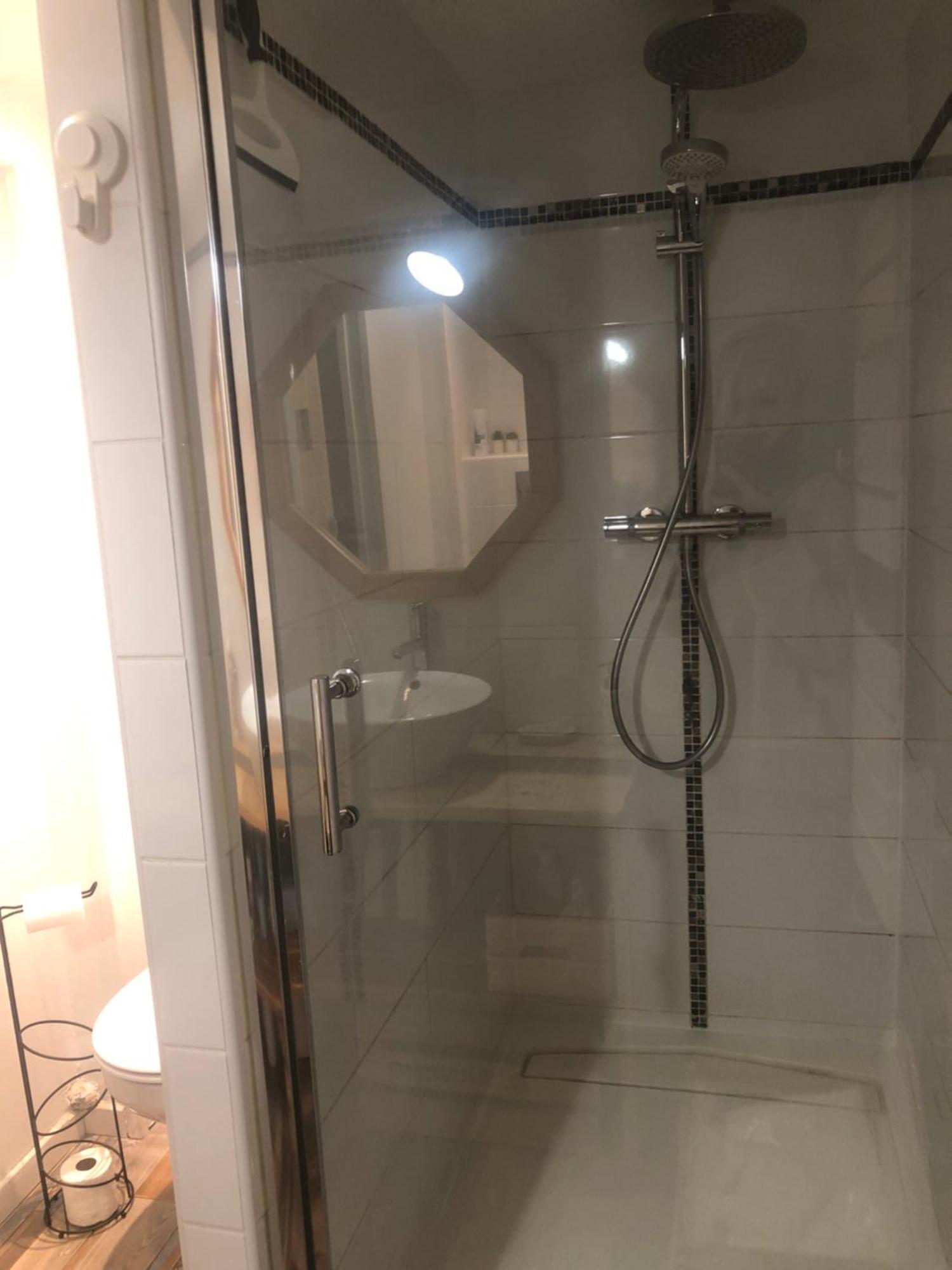 Agreable 4 Personnes Rdc 5min A Pieds Du Centre, Des Remontees Et Des Thermes Apartment
